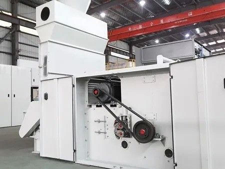 White 900RPM Nonwoven  Fiber Bale Opener Cotton  Fibre Opening Machine