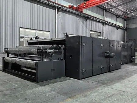 Energy-efficient hot air thermal auto temperature control oven making high density insulation padding