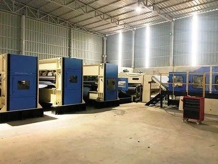 2000mm - 7000mm Nichtgewebte Nadel-Punching-Produktionslinie Schlechte Faserfelz-Produktionslinie
